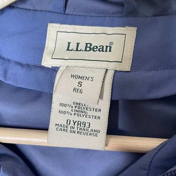 L.L. Bean Jacket Woman's Small Blue Full Zip Hooded Rain Coat Pockets Casual - Picture 10 of 11